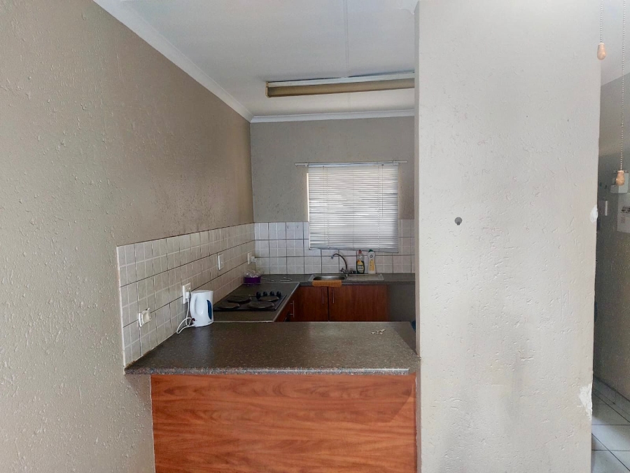 2 Bedroom Property for Sale in Waterval East North West